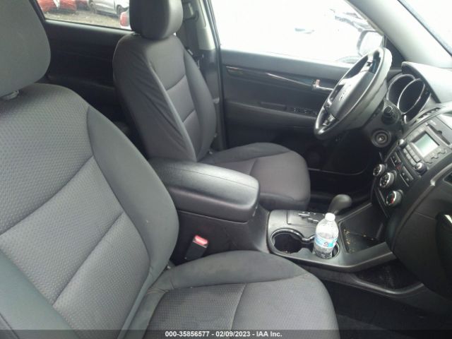 5XYKT3A19CG282260 KIA SORENTO LX