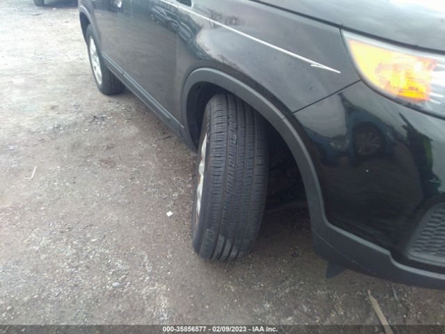 5XYKT3A19CG282260 KIA SORENTO LX