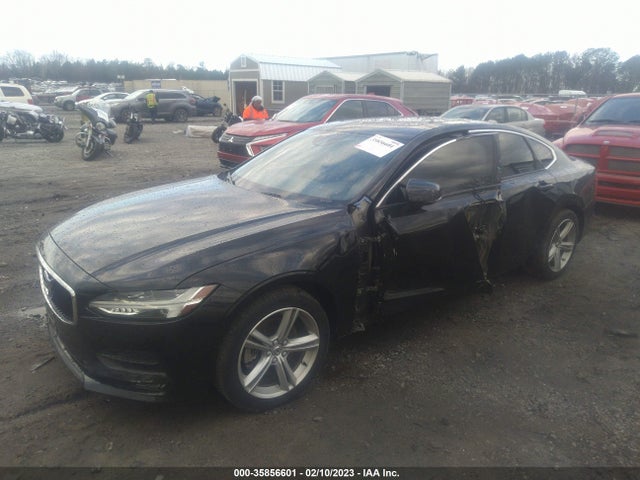 2019 Volvo S90, VIN: LVY102AK7KP095983