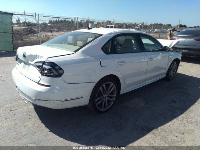 2018 Volkswagen Passat, VIN: 1VWAA7A36JC011407