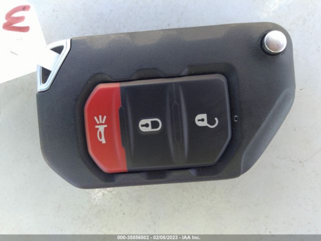 1C4HJXDG6JW122246 Jeep Wrangler Unlimited Sport S