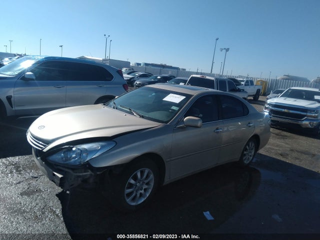 2002 LEXUS ES 300 VIN: JTHBF30G425007348