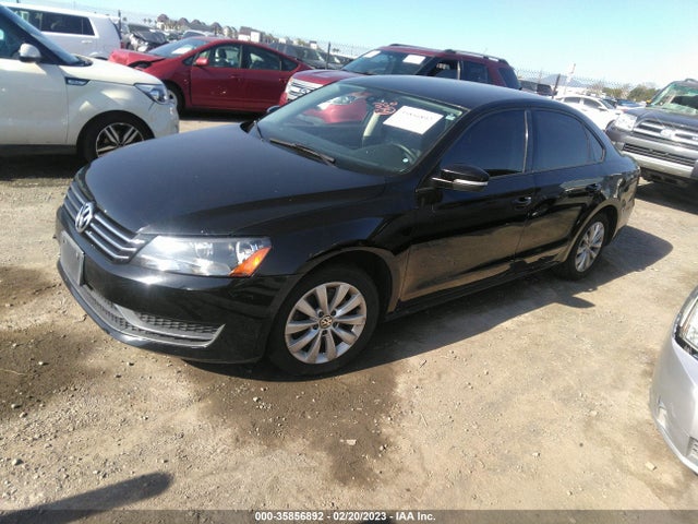 1VWAT7A33FC098345 Volkswagen Passat 1.8t Wolfsburg Ed