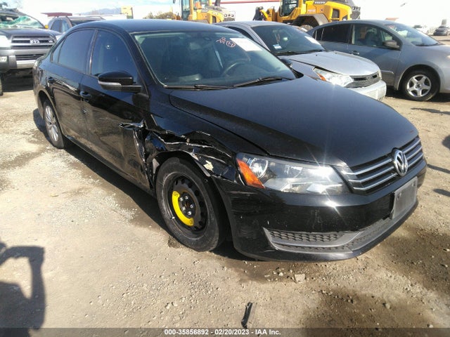 1VWAT7A33FC098345 Volkswagen Passat 1.8t Wolfsburg Ed
