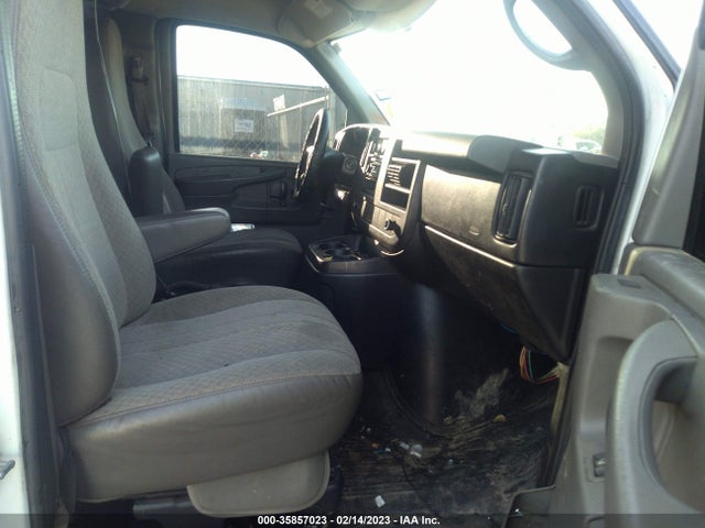 Chevrolet EXPRESS CARGO VAN 2011 1GCSGAFX0B1127438 Image 7