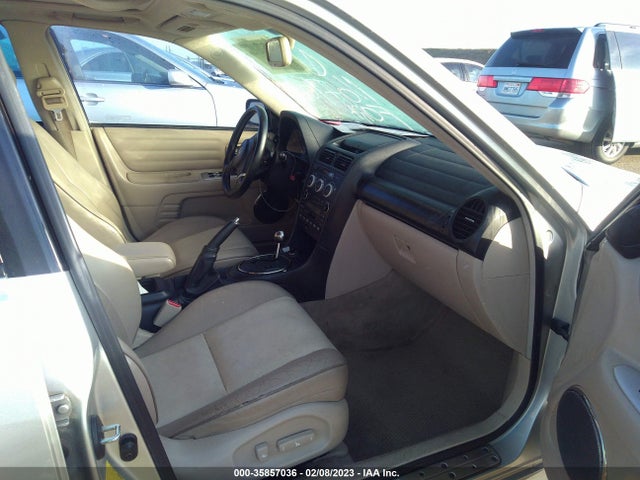 2004 LEXUS IS 300 VIN: JTHBD192740089402