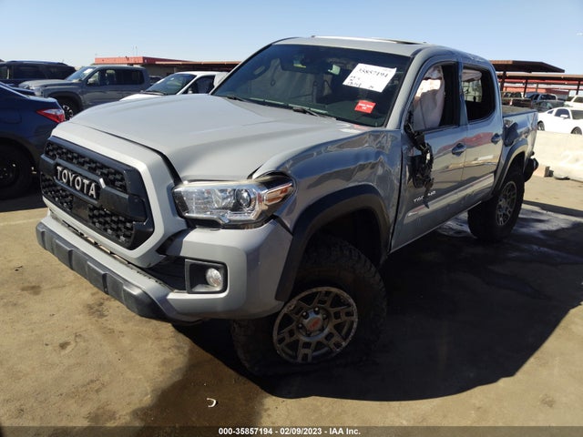 2018 Toyota Tacoma, VIN: 3TMCZ5AN6JM140076