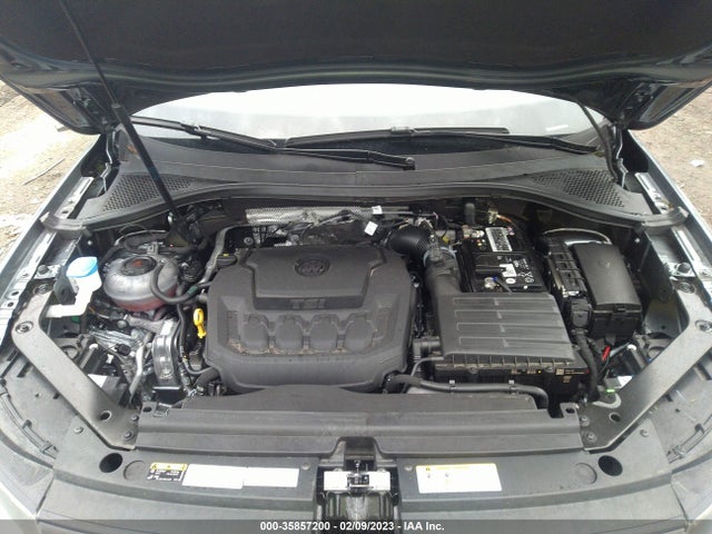 3VV8B7AX4NM095167 Volkswagen Tiguan Se R-line Black