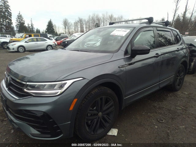 3VV8B7AX4NM095167 Volkswagen Tiguan Se R-line Black