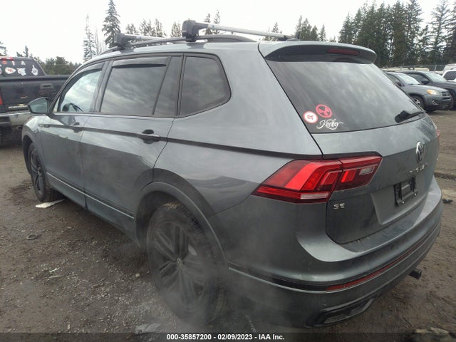 3VV8B7AX4NM095167 Volkswagen Tiguan Se R-line Black