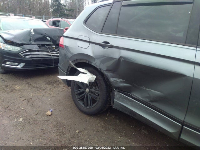 3VV8B7AX4NM095167 Volkswagen Tiguan Se R-line Black