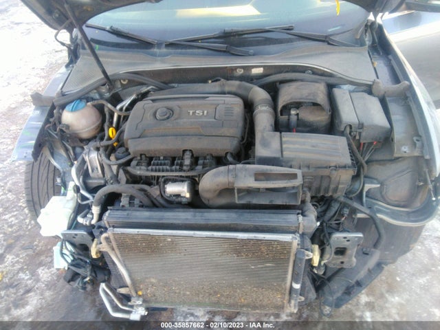 1VWBS7A3XEC052016 Volkswagen Passat Se W/sunroof