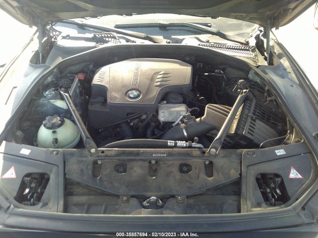 BMW 5 Series 528i 2012 WBAXG5C55CDY28974 Image 11