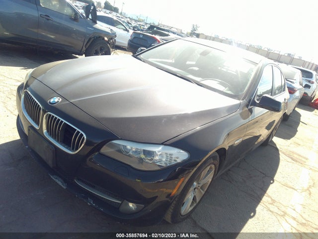 BMW 5 Series 528i 2012 WBAXG5C55CDY28974 Image 2