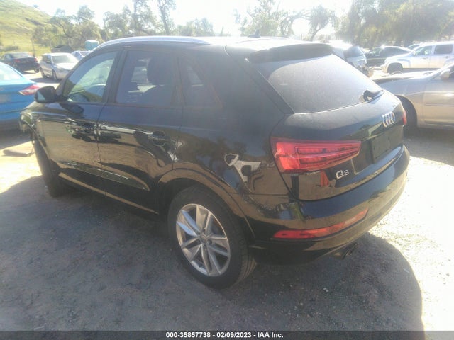 WA1BCCFS2JR027539 Audi Q3 Premium/sport Premium