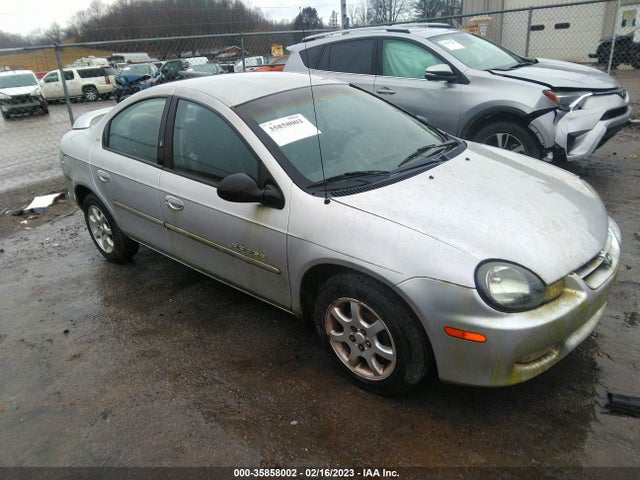 2000 1B3ES46C4YD786593 main image