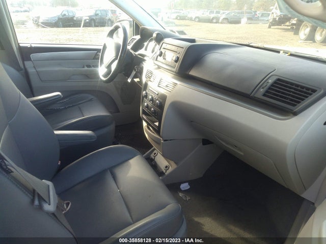 2011 VOLKSWAGEN ROUTAN SE VIN: 2V4RW3DG3BR804676