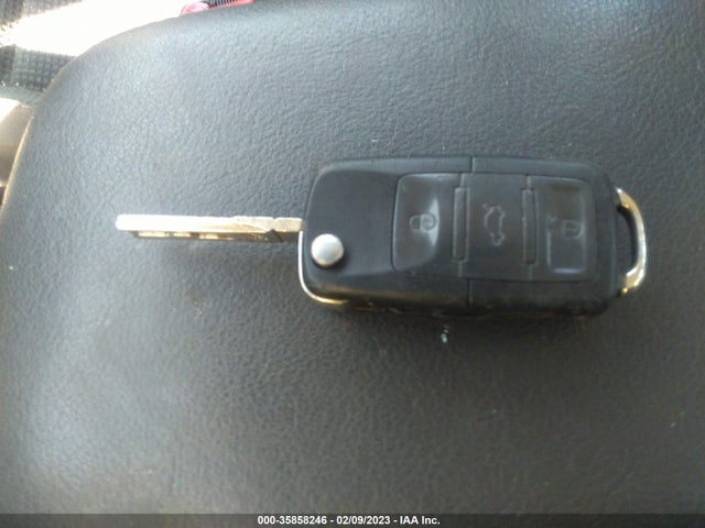 3VWJM81K88M042977 Volkswagen Jetta Sedan S