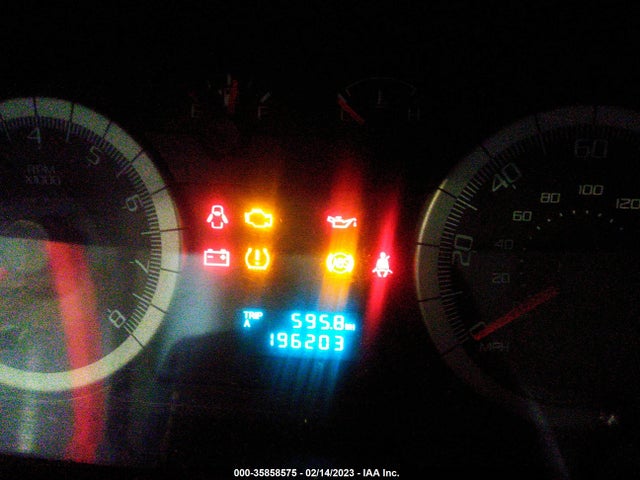 2008 FORD ESCAPE XLS VIN: 1FMCU02Z08KA5639