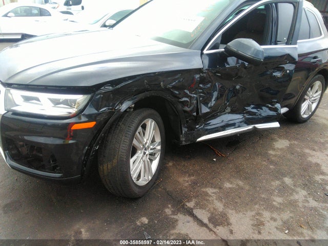 WA1BNAFY3J2216406 Audi Q5 Premium Plus