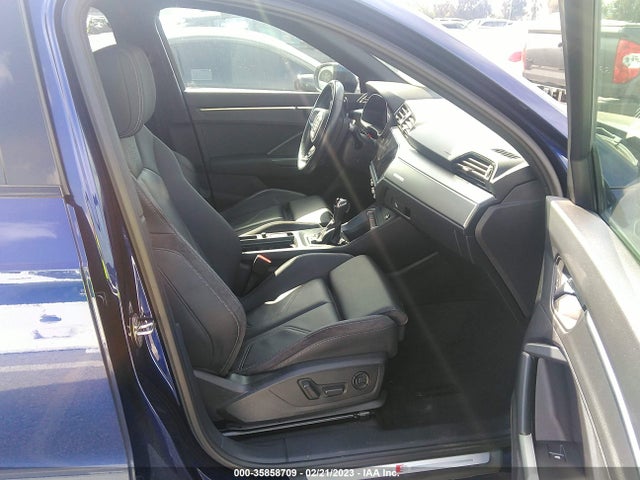 WA1DECF38M1068854 Audi Q3 S Line Premium