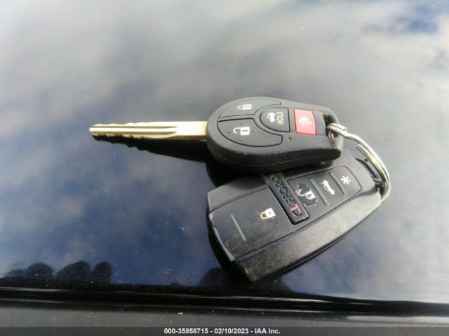 3N1CN7AP6EL819563 Nissan VERSA SV