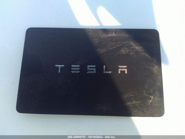 5YJ3E1EA6NF302942 Tesla MODEL 3