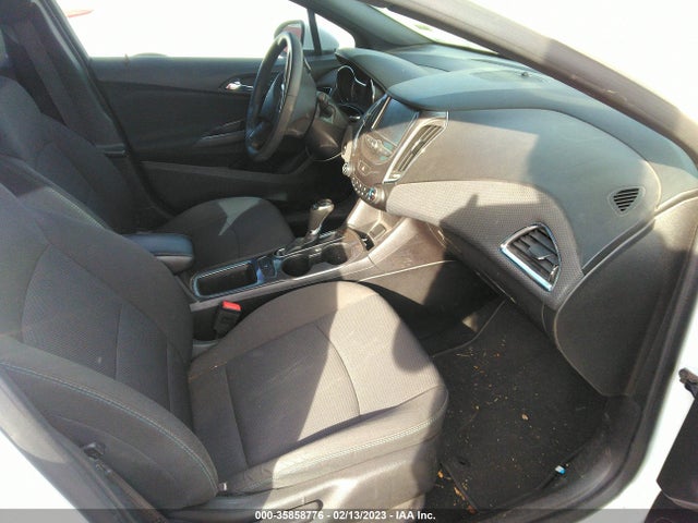 2016 Chevrolet Cruze, VIN: 1G1BE5SM7G7326086