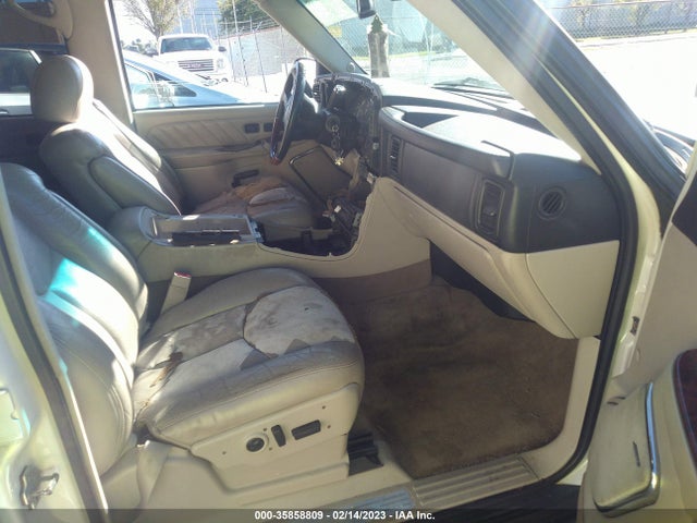 Cadillac ESCALADE ESV 2004 3GYFK66NX4G330833 Image 6