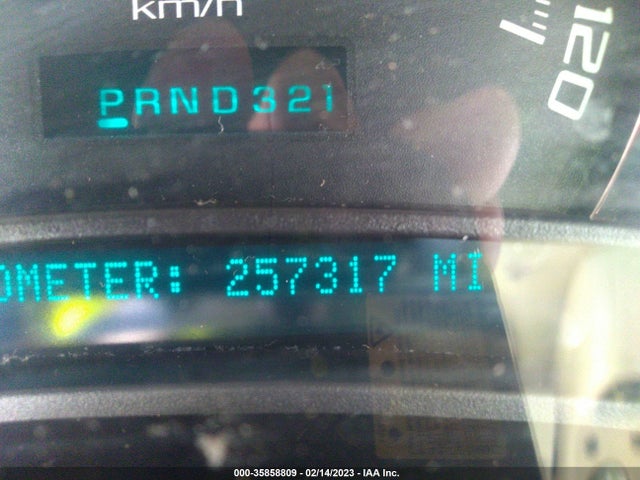 Cadillac ESCALADE ESV 2004 3GYFK66NX4G330833 Image 8