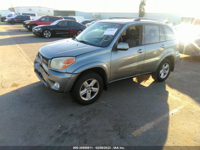 2005 TOYOTA RAV4 VIN: JTEHD20V456045800
