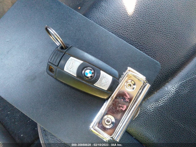 BMW 3 Series 328i 2007 WBAVC53577FZ74791 Image 3