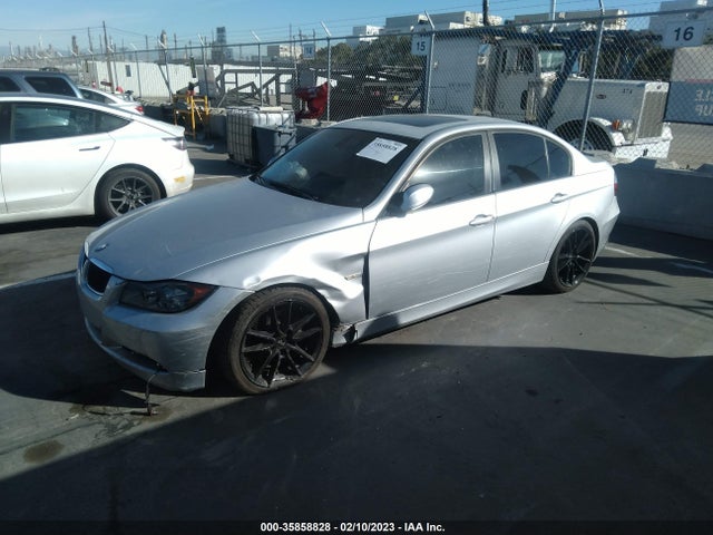 BMW 3 Series 328i 2007 WBAVC53577FZ74791 Image 2