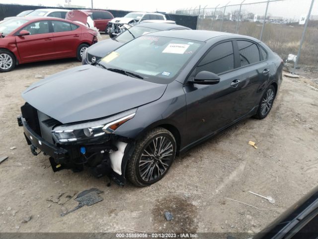 3KPF54AD1NE449769 KIA Forte Gt-line