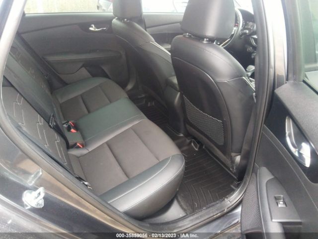 3KPF54AD1NE449769 KIA Forte Gt-line