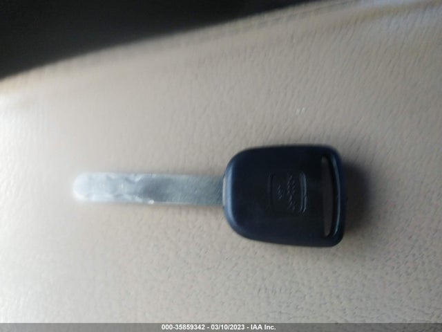 2006 HONDA ACCORD SDN VIN: 1HGCM568X6A185075
