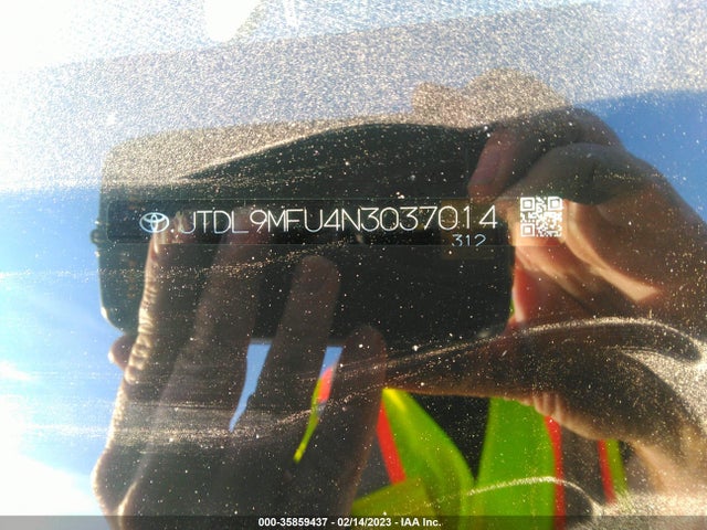 2022 Toyota Prius, VIN: JTDL9MFU4N3037014