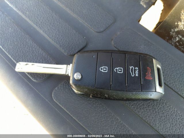 KNADM4A30E6384210 KIA RIO LX