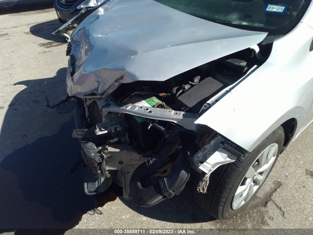 2015 TOYOTA COROLLA L/LE/S/S PLUS/LE PLUS VIN: 5YFBURHEXFP287167