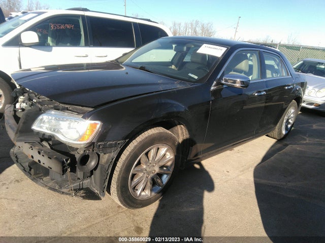 Chrysler 300 Limited 2011 2C3CA5CG4BH593879 Image 2