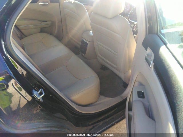 Chrysler 300 Limited 2011 2C3CA5CG4BH593879 Image 10
