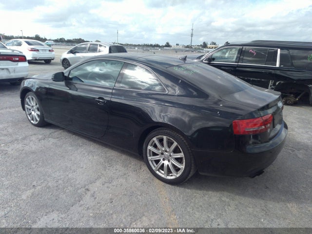 Audi A5 2.0t Premium Plus 2011 WAURFAFR2BA055514 Image 3
