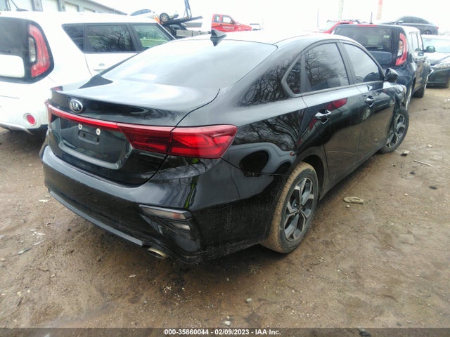 2019 KIA FORTE LXS VIN: 3KPF24AD7KE031320