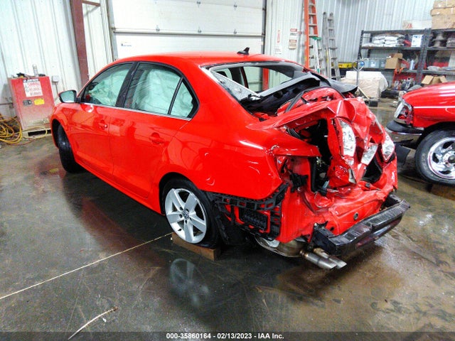 3VWLL7AJ8EM228933 Volkswagen Jetta Sedan Tdi