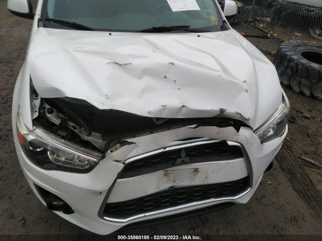 2015 Mitsubishi Outlander, VIN: 4A4AR3AU0FE048518