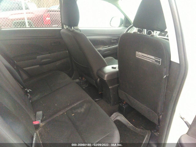 2015 Mitsubishi Outlander, VIN: 4A4AR3AU0FE048518