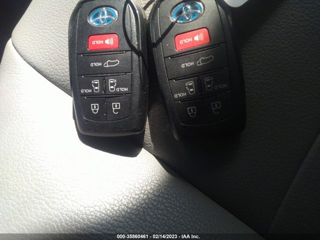 2021 Toyota Sienna, VIN: 5TDYRKEC3MS019992