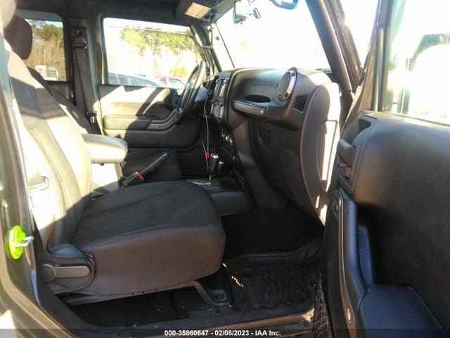 2016 JEEP WRANGLER UNLIMITED SPORT VIN: 1C4BJWDG8GL143187