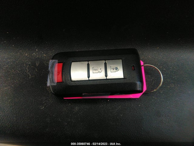 JA4AR3AW5JU018710 Mitsubishi Outlander Sport Se 2.4
