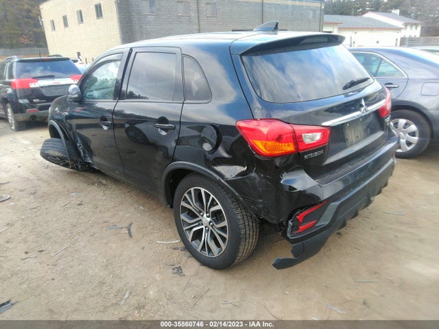 JA4AR3AW5JU018710 Mitsubishi Outlander Sport Se 2.4